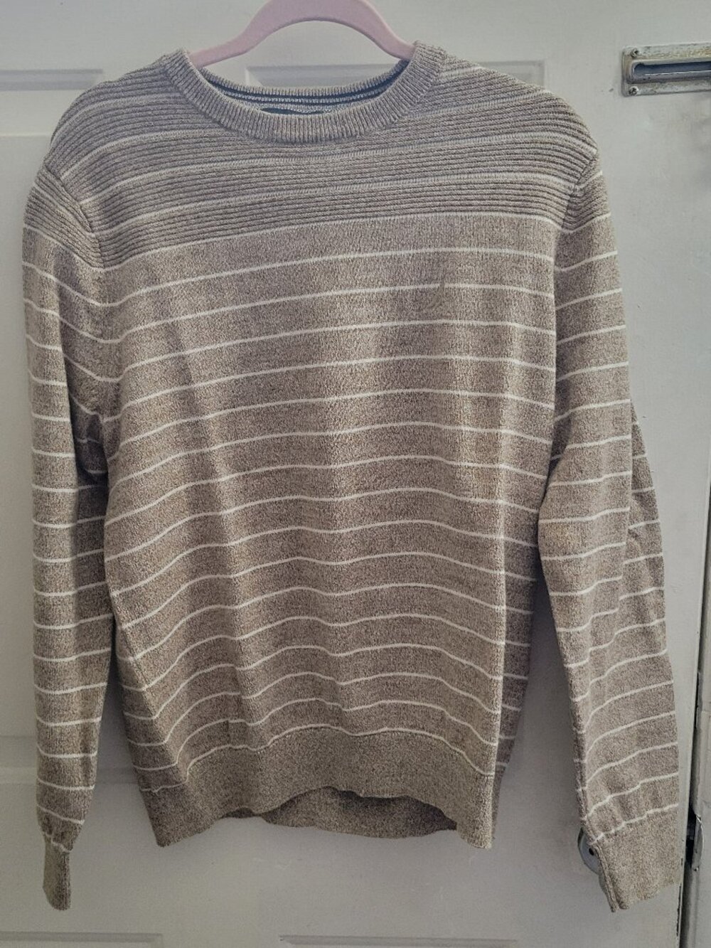 Nautica Men's Beige/Cream Striped Crew Neck Pullover Sweater Medium Long Sleeve